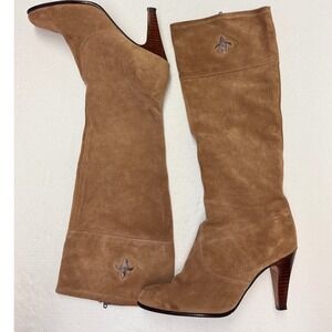 Womens 7.5M Tan Suede Knee High Boots Fleur De Lis High Heel Western Y2K